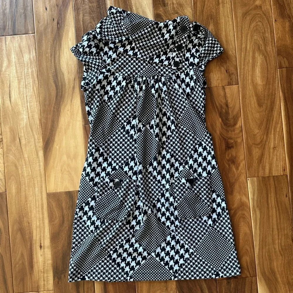 Speechless Houndstooth Cowl Neck Sweater Dress size Small